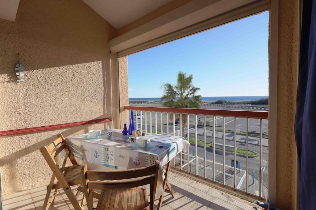 Ferienwohnung Au Bord De L'Eau Fleury  Exterior foto